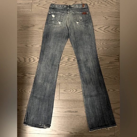 7 For All Mankind: Light-wash Jeans - Picture 4 of 6